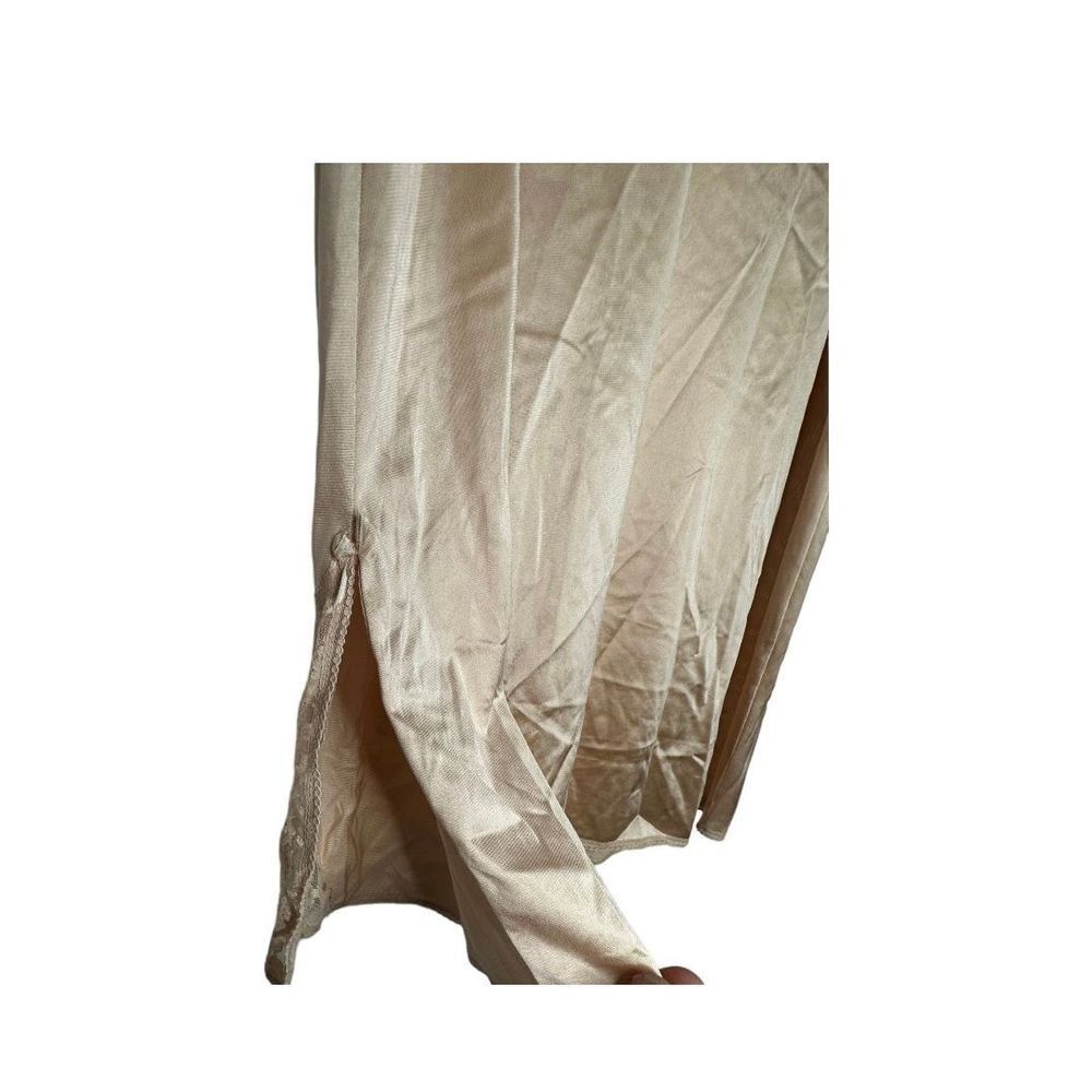 Vintage ILGWU JC‎ Penney Nylon Slip - Picture 5 of 8